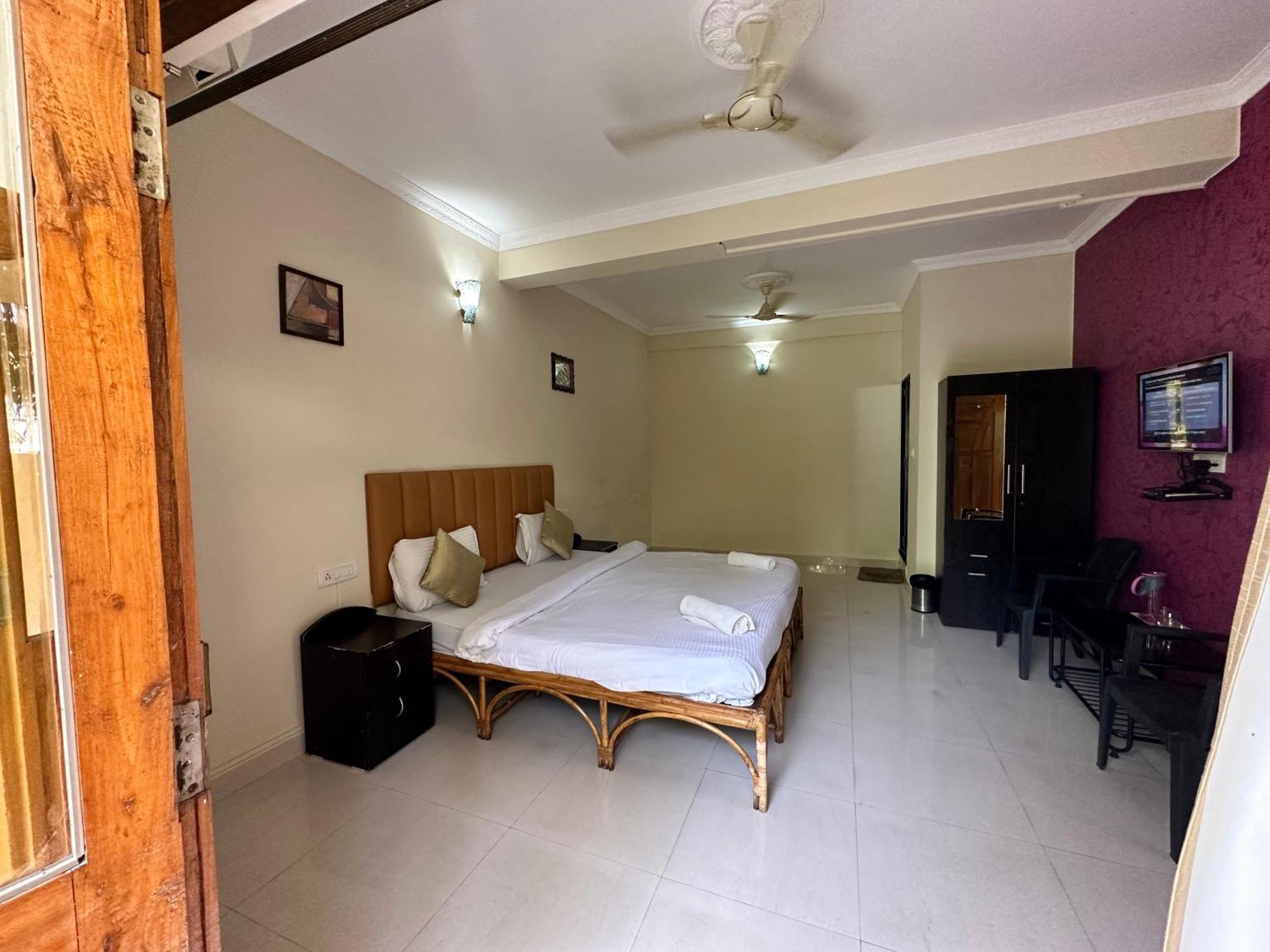 Hotel Leela Inn Candolim Marmagao ภายนอก รูปภาพ