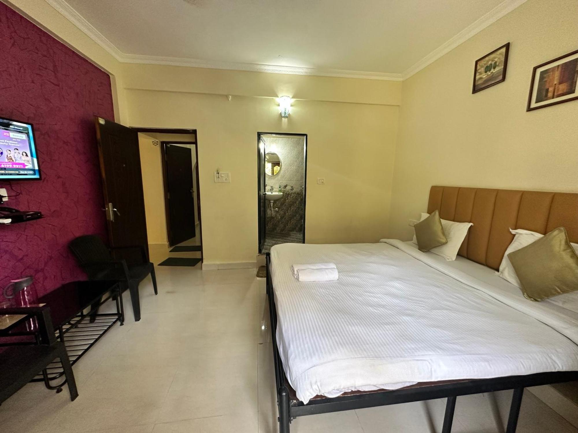 Hotel Leela Inn Candolim Marmagao ภายนอก รูปภาพ